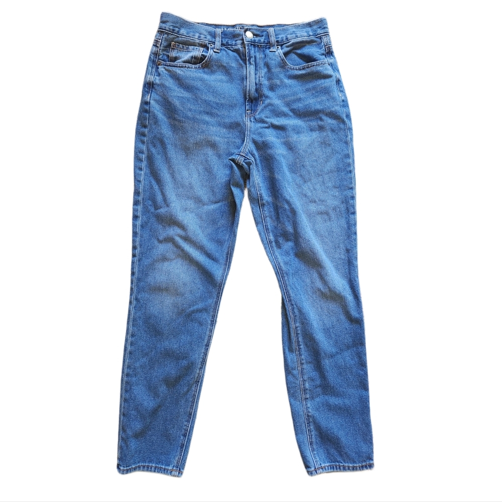 American Eagle Mom Jeans